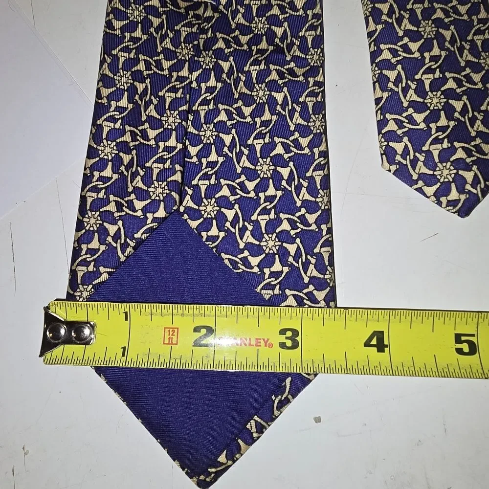 Hermes Tie in Deep Purple and Cream Design